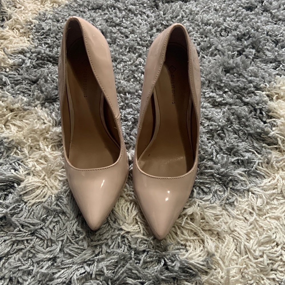 Woman shoes